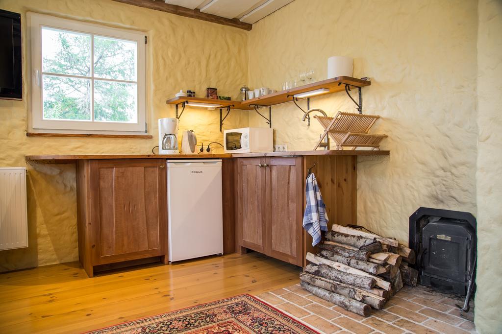 Posti Hostel Kärdla Εξωτερικό φωτογραφία