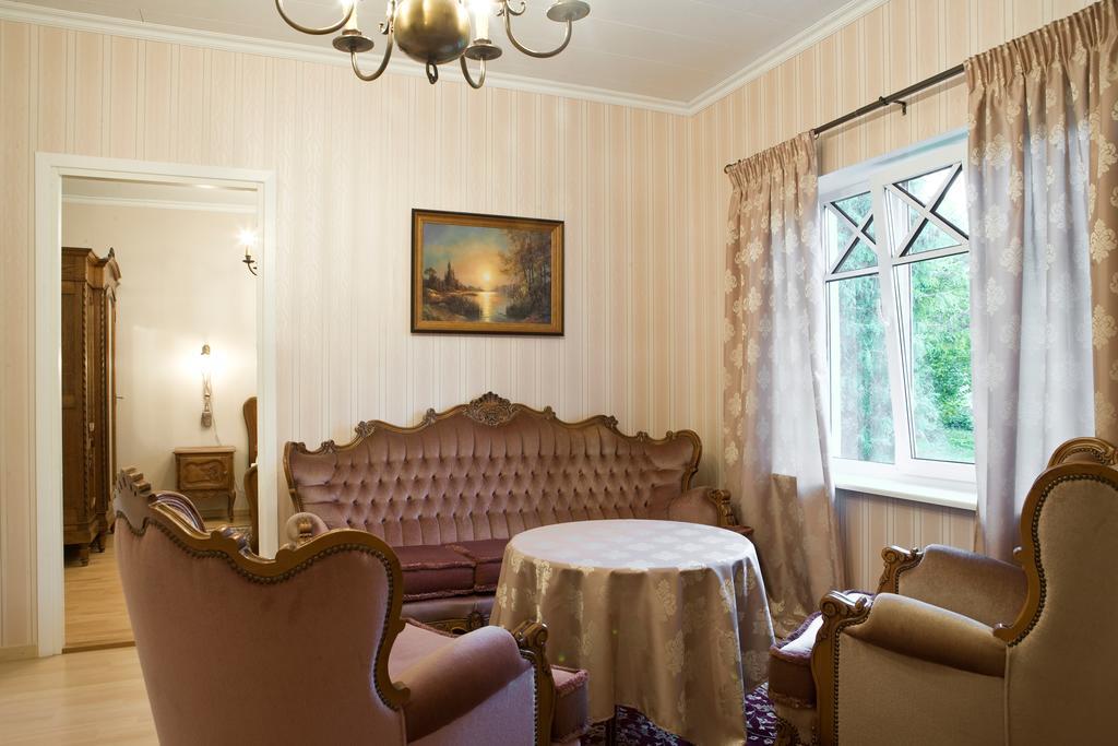 Posti Hostel Kärdla Εξωτερικό φωτογραφία
