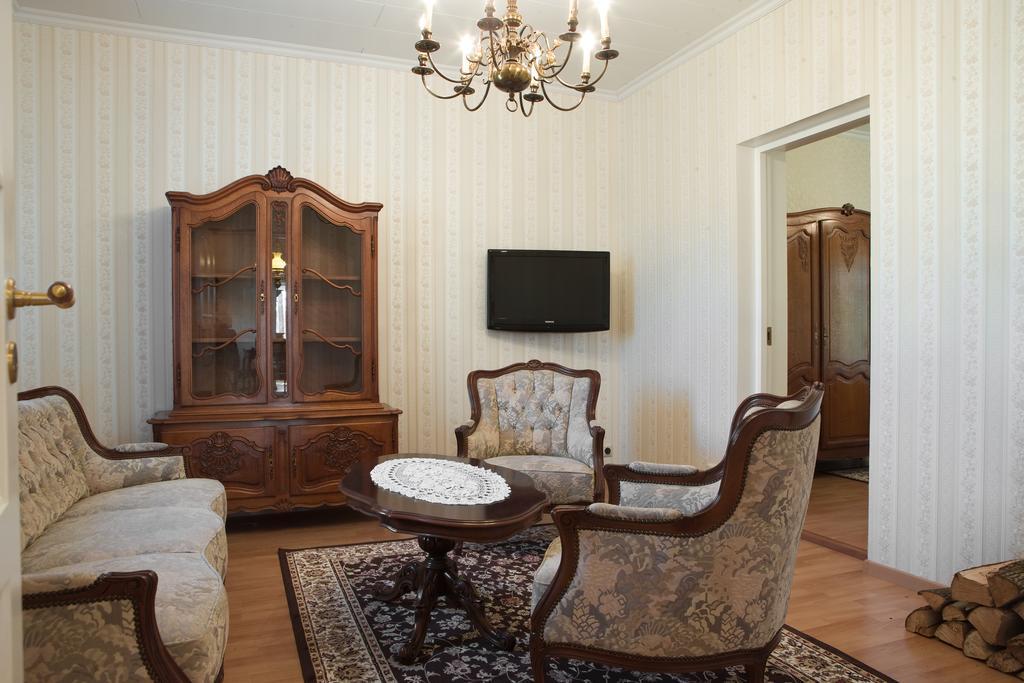 Posti Hostel Kärdla Εξωτερικό φωτογραφία